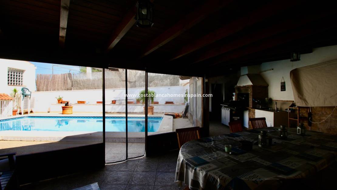 Endursölu -  - Sucina