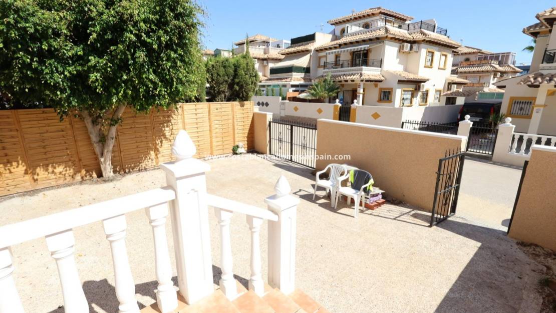 Endursölu - Terraced house - Orihuela Costa - La Zenia