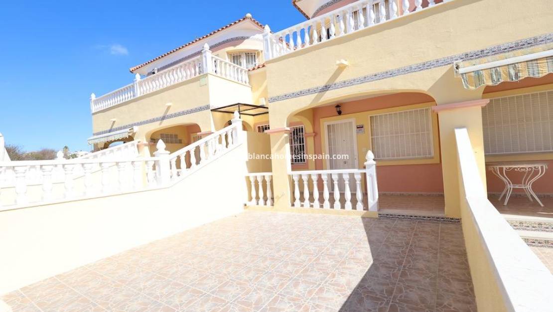 Endursölu - Terraced house - Orihuela Costa - Las Filipinas