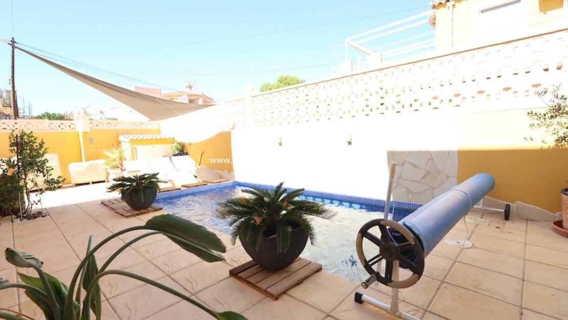 Endursölu - Terraced house - Orihuela Costa - Lomas de Cabo Roig