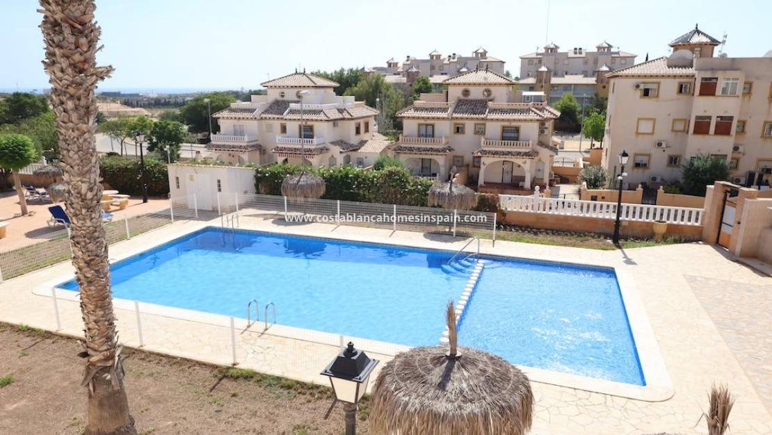 Endursölu - Terraced house - Orihuela Costa - Montezenia