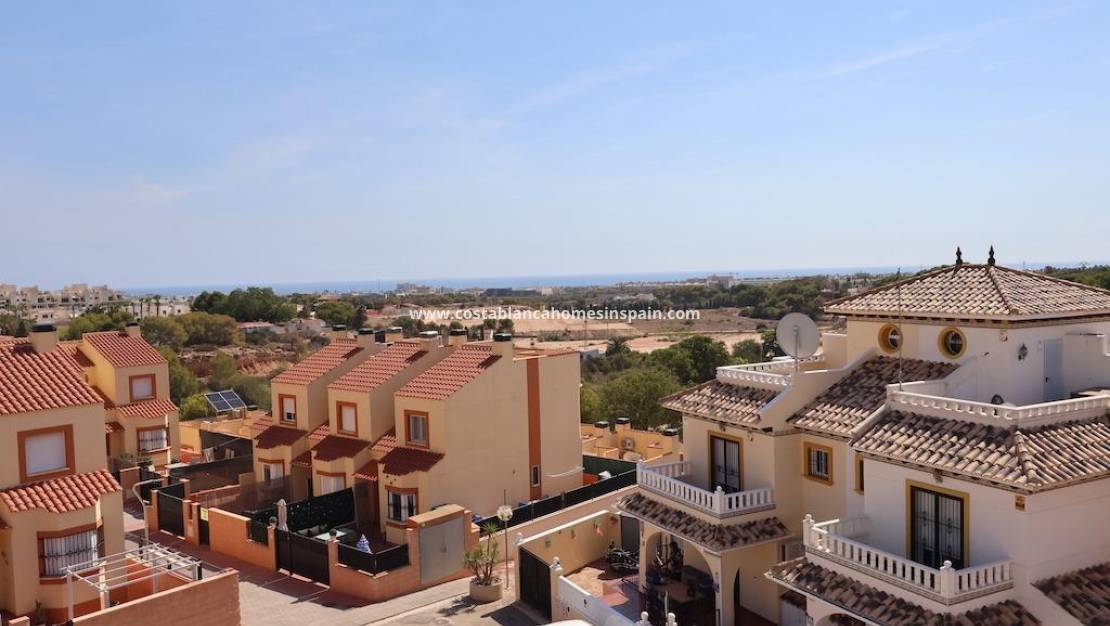 Endursölu - Terraced house - Orihuela Costa - Montezenia