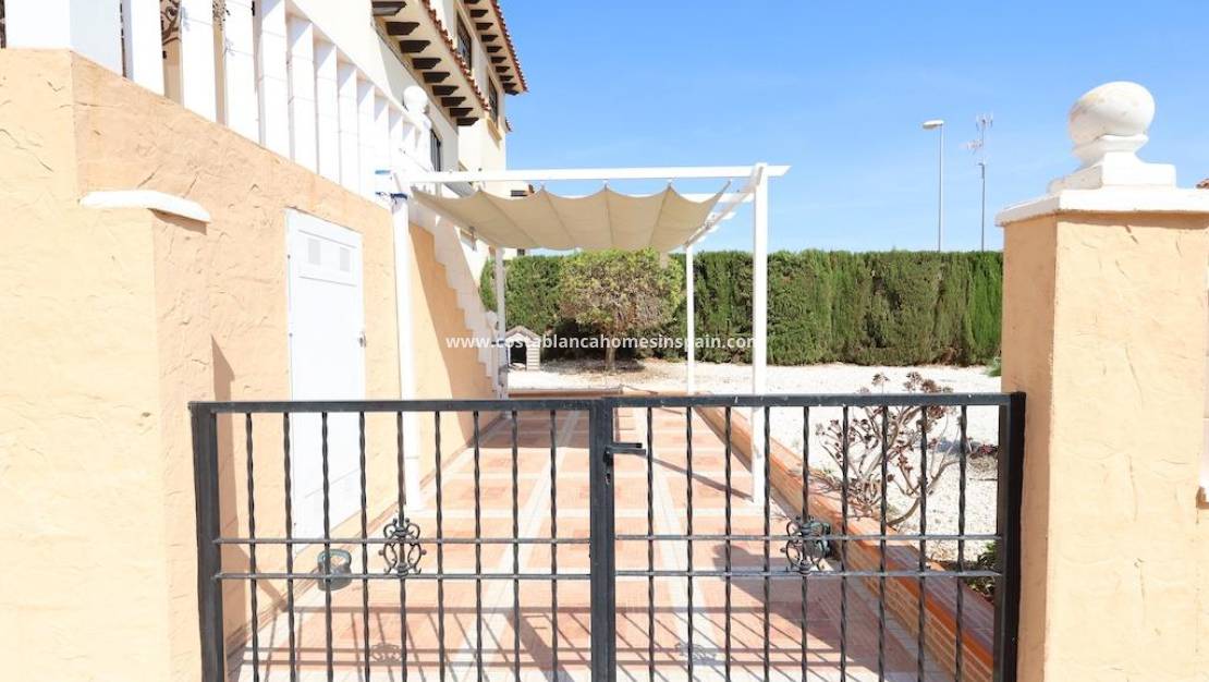 Endursölu - Terraced house - Orihuela Costa - Montezenia