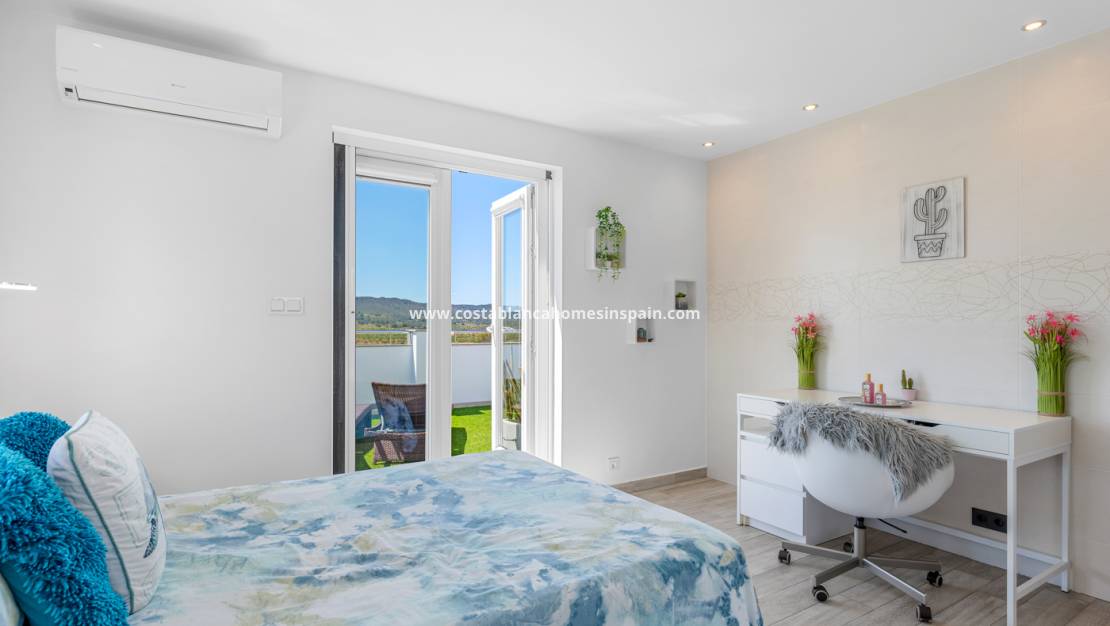 Endursölu -  - Torremendo