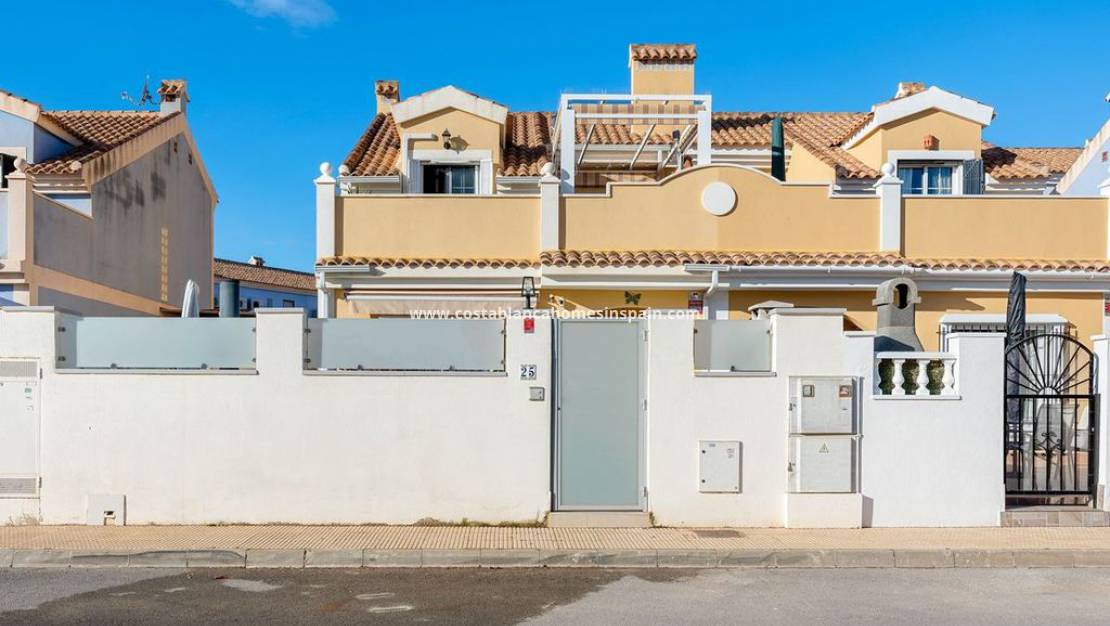 Endursölu - Town house - Orihuela - Cabo Roig