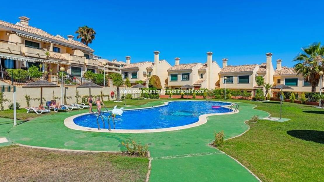 Endursölu - Town house - Orihuela - Campoamor