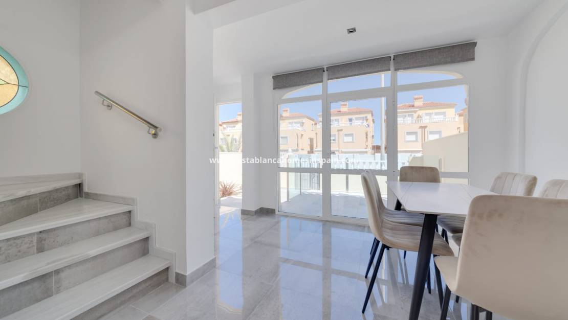 Endursölu - Town house - Orihuela Costa - La Zenia