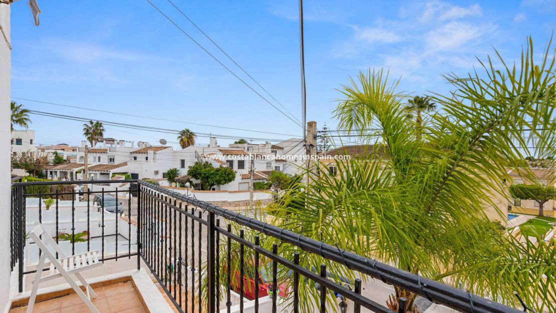 Endursölu - Town house - Orihuela - Villamartin