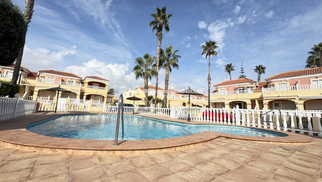 Endursölu - Townhouse - Orihuela Costa - La Zenia