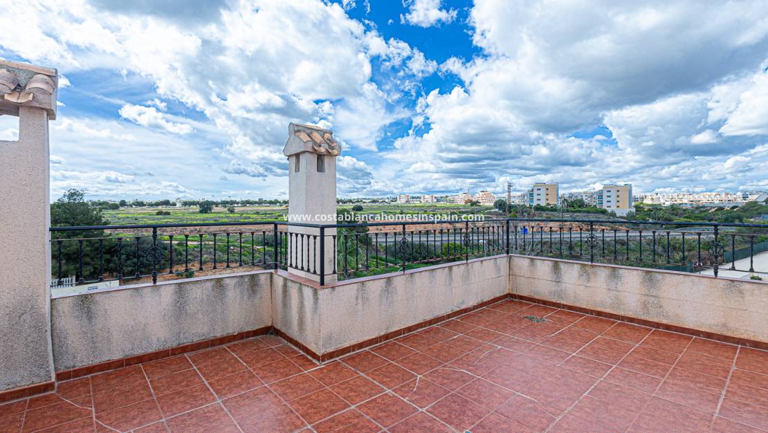 Endursölu - Townhouse - Orihuela Costa - La Zenia