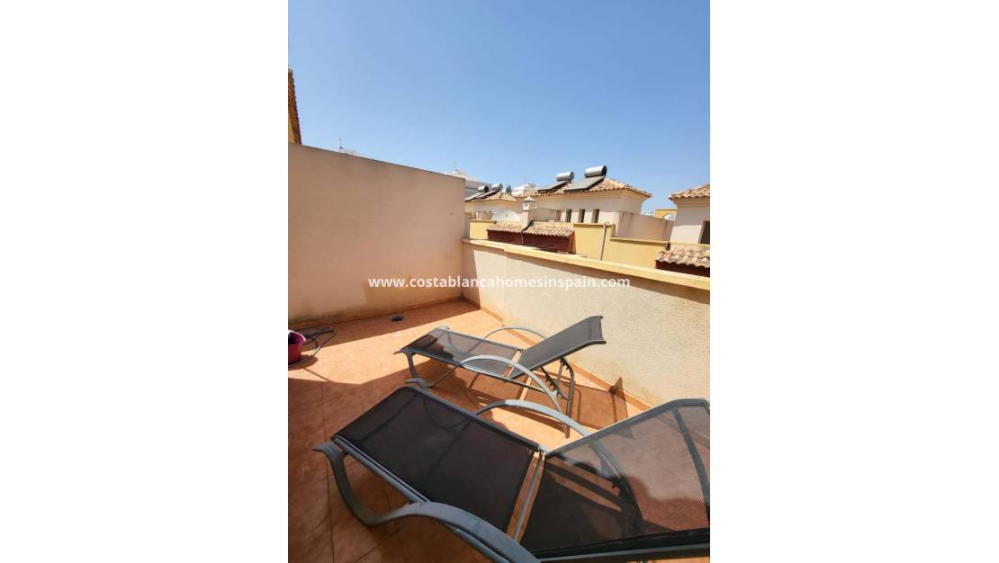 Endursölu - Townhouse - Orihuela Costa - Los Dolses