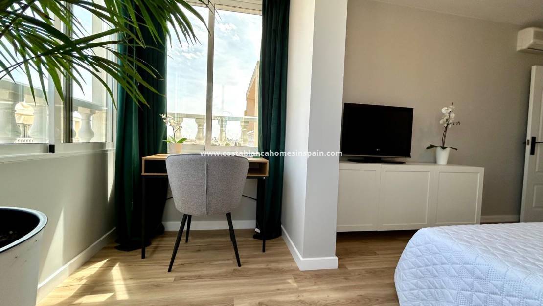 Endursölu - Townhouse - Orihuela - Urbanización Perla del Mar