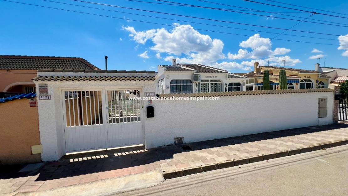 Endursölu - Townhouse - Torrevieja - San Luis