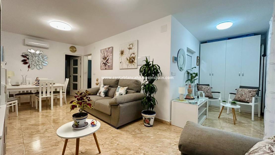 Endursölu - Townhouse - Torrevieja - Urbanización San Luis