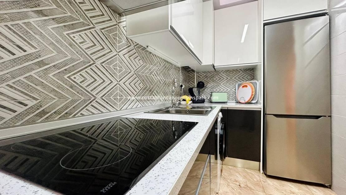 Endursölu - Townhouse - Torrevieja - Urbanización San Luis