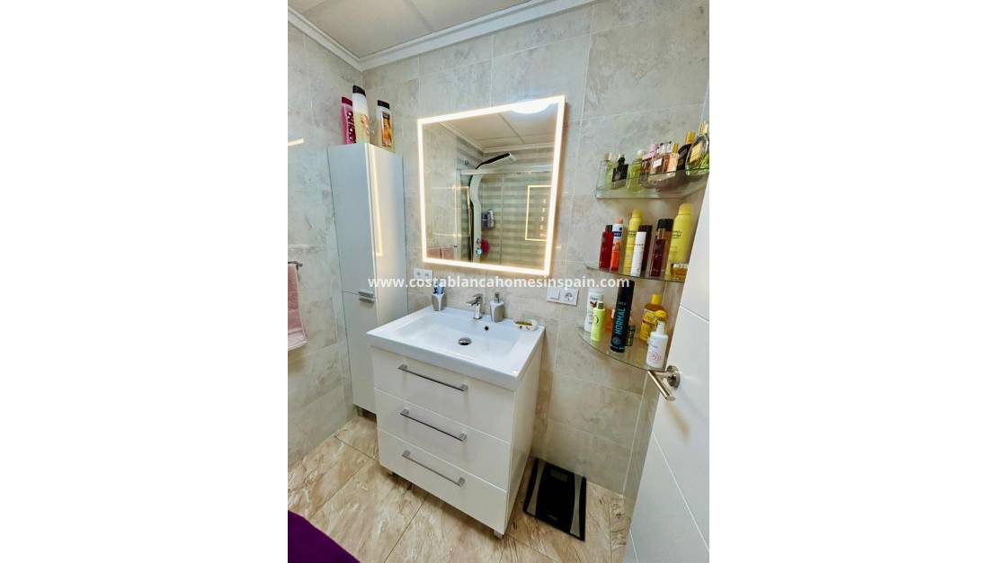 Endursölu - Townhouse - Torrevieja - Urbanización San Luis