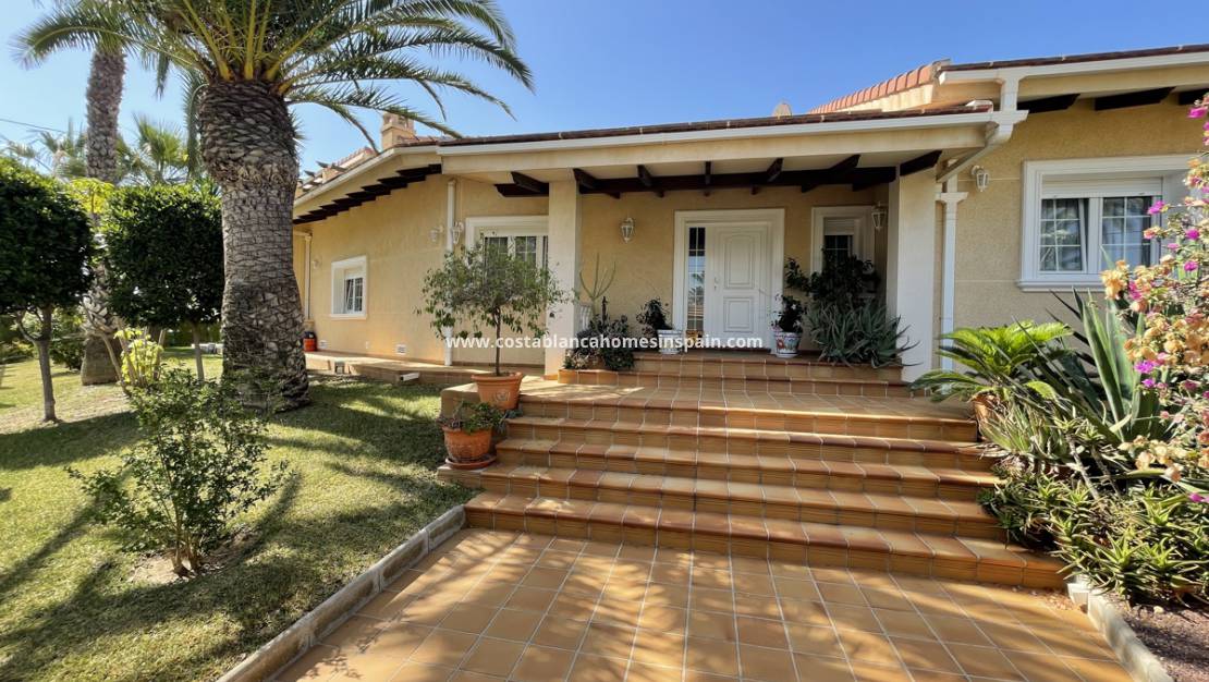 Endursölu - Villa - Cabo Roig