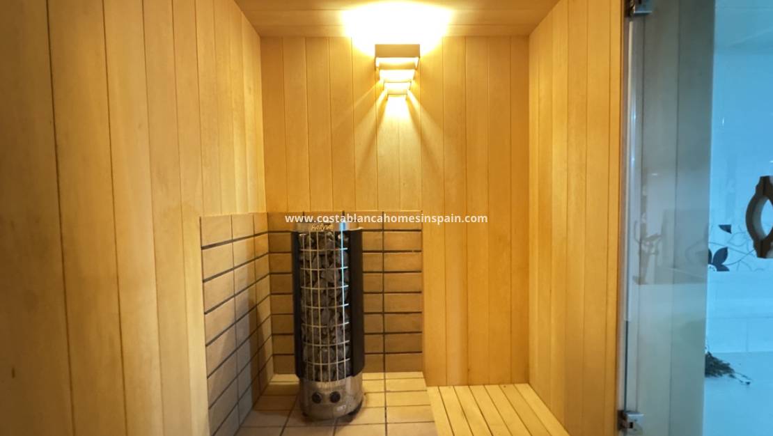 Endursölu - villa - Cabo Roig