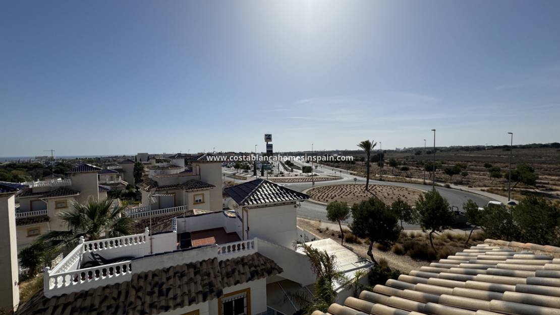 Endursölu - Villa - Orihuela Costa - La Zenia