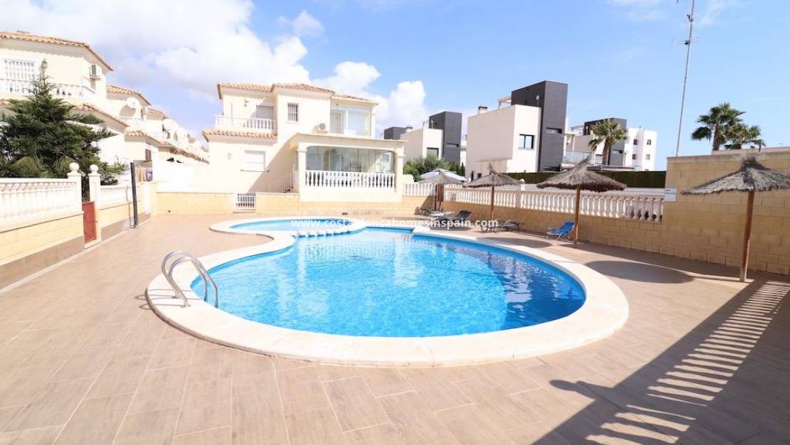 Endursölu - Villa - Orihuela Costa - Lomas de Cabo Roig