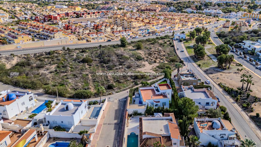 Endursölu - Villa - Orihuela Costa - Villamartin