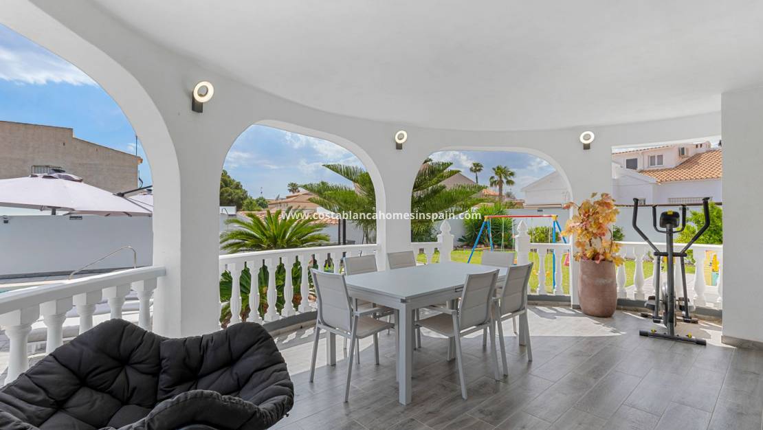 Endursölu - Villa - Orihuela - Playa Flamenca