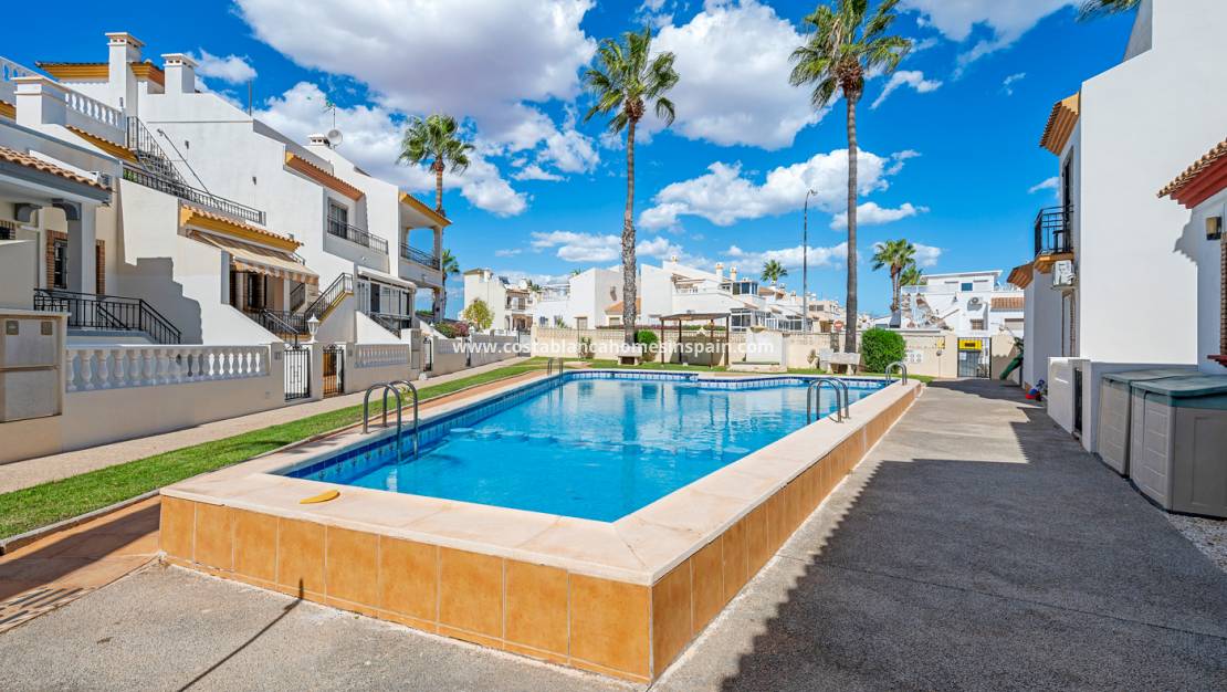 Endursölu - Villa - Orihuela - Playa Flamenca