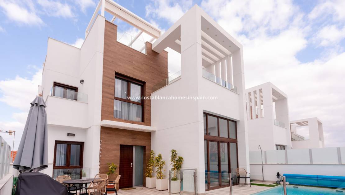 Endursölu - Villa - Torrevieja - Los Balcones