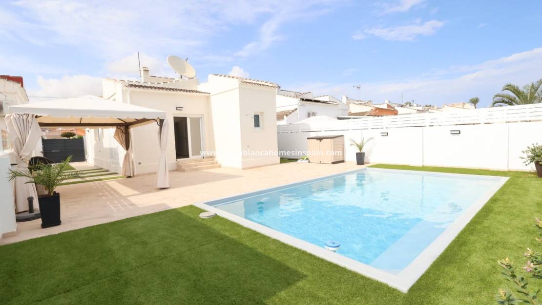 Endursölu - Villa - Torrevieja - San Luis