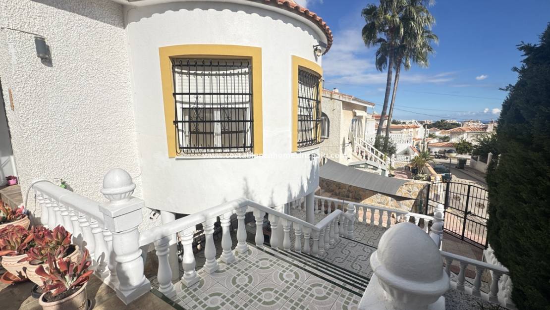 Endursölu - villa - Villamartin