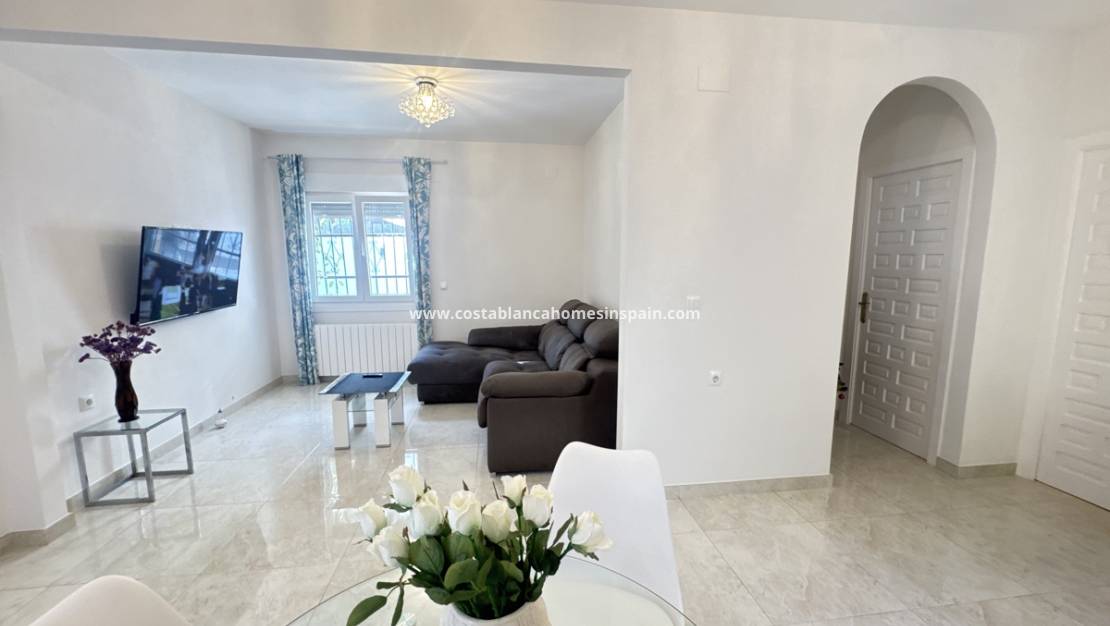 Endursölu - villa - Villamartin