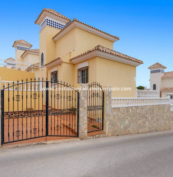  - Endursölu - Villamartin - 1013 DE