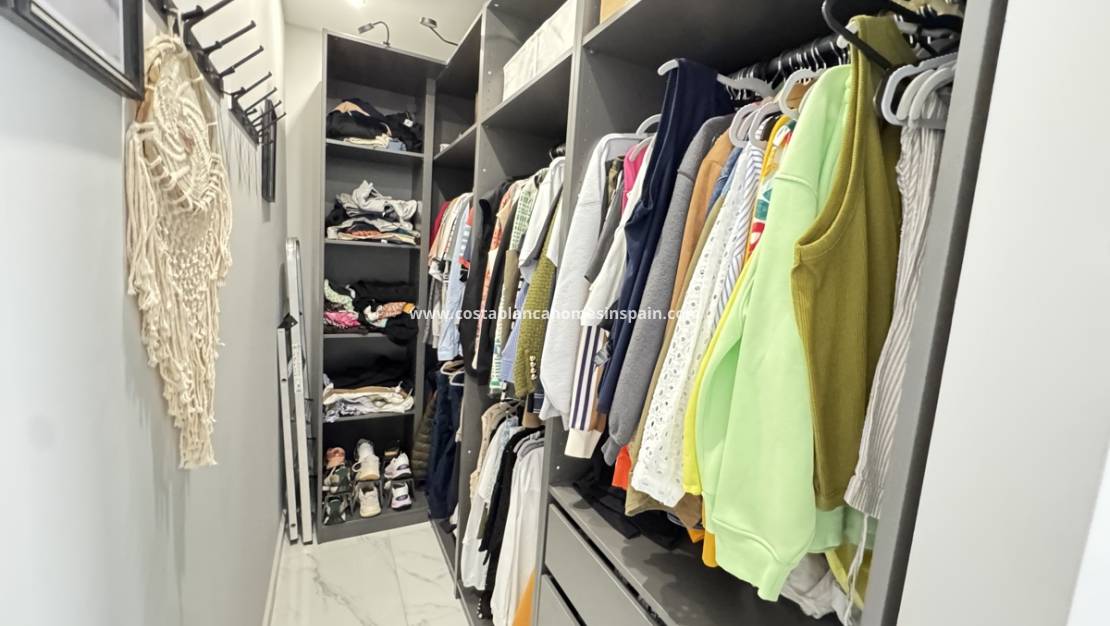 Endursölu -  - Villamartin