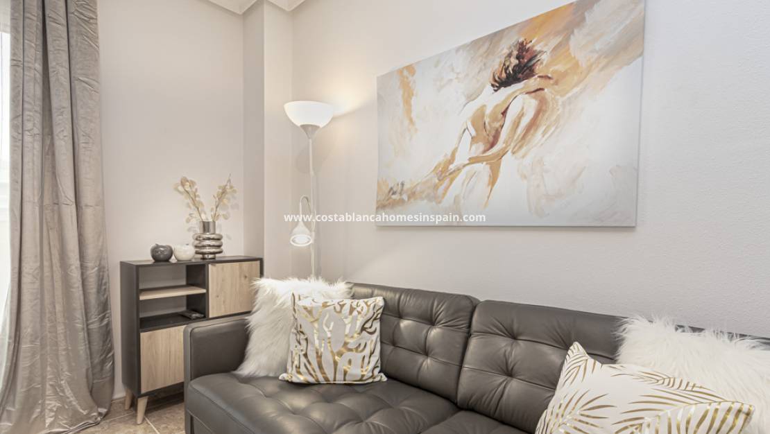 Használt - Apartment - Cabo Roig