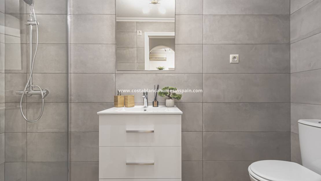 Használt - Apartment - Cabo Roig