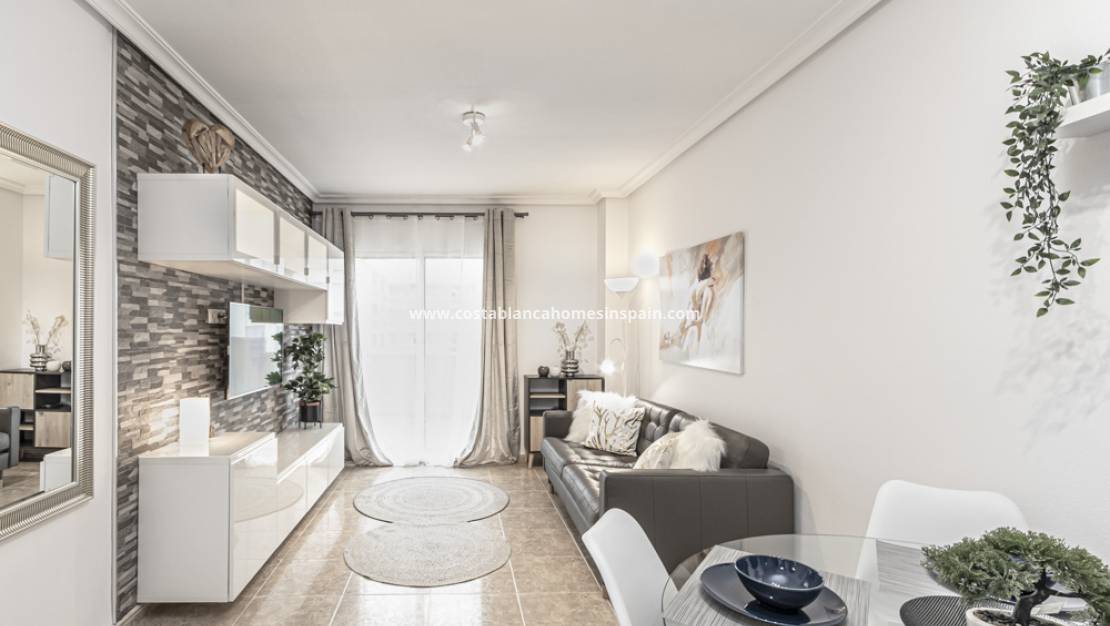 Használt - Apartment - Cabo Roig