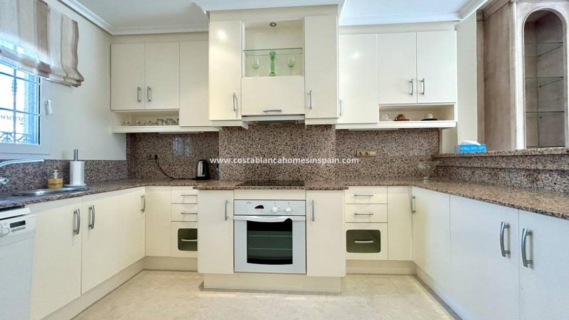 Használt - Apartment - Cabo Roig