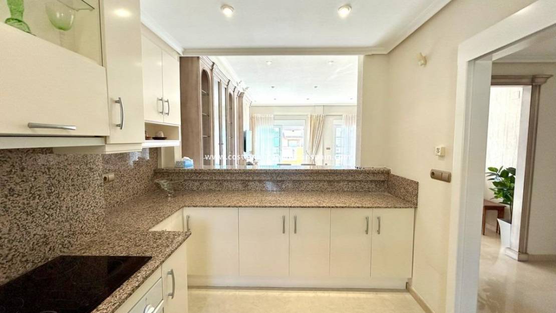 Használt - Apartment - Cabo Roig