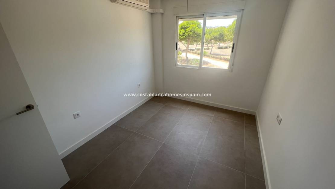 Használt - Apartment - Orihuela Costa - La Zenia