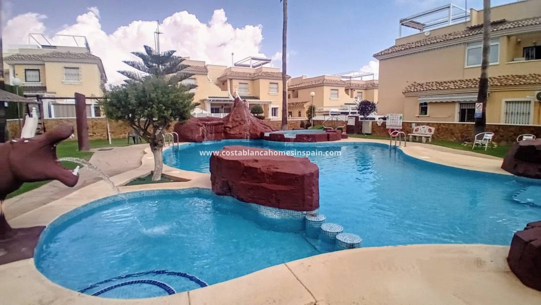 Használt - Apartment - Orihuela Costa - Los Dolses