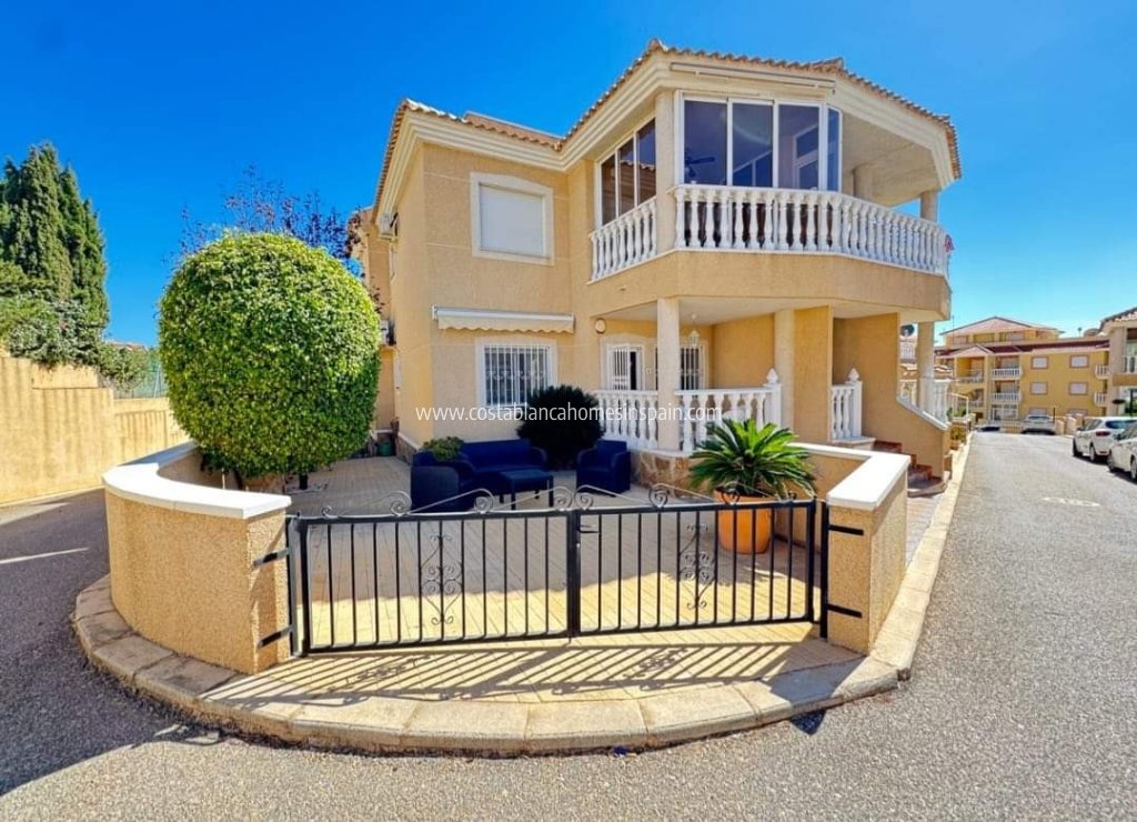 Használt - Apartment - Orihuela Costa - Villamartin