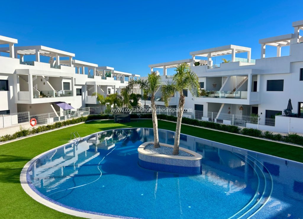 Használt - Apartment - Orihuela Costa - 