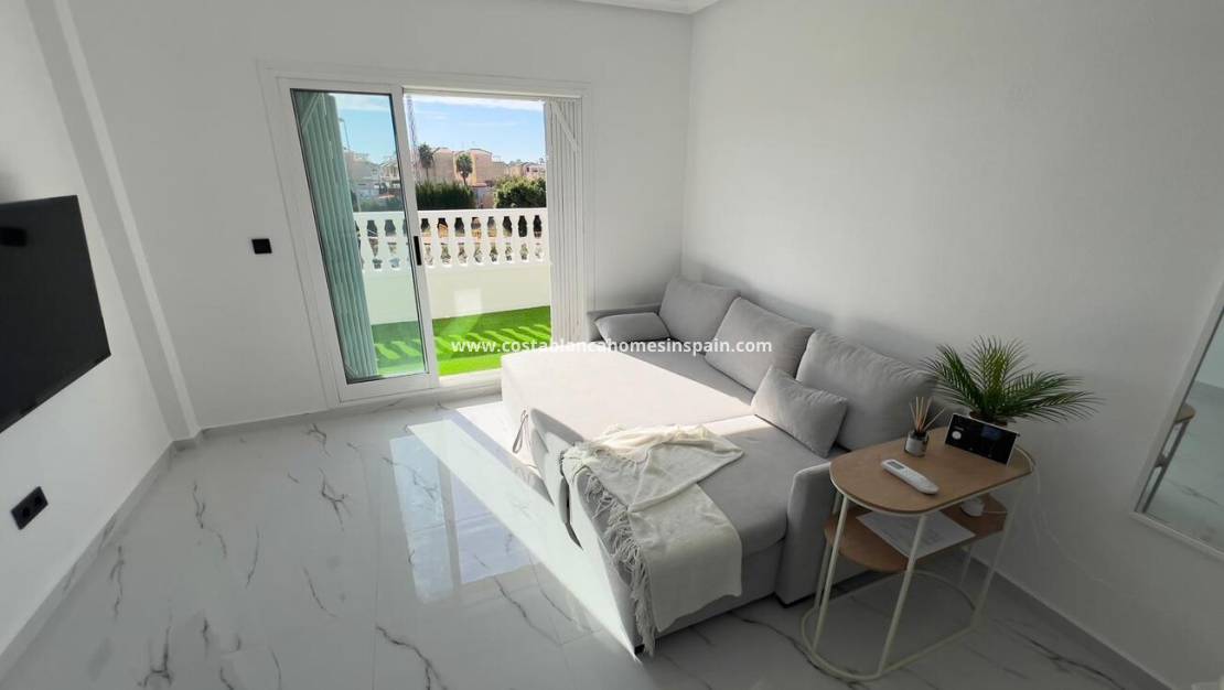 Használt - Apartment - Playa Flamenca - Costa Blanca