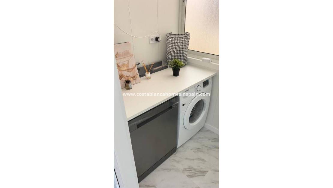 Használt - Apartment - Playa Flamenca - Costa Blanca