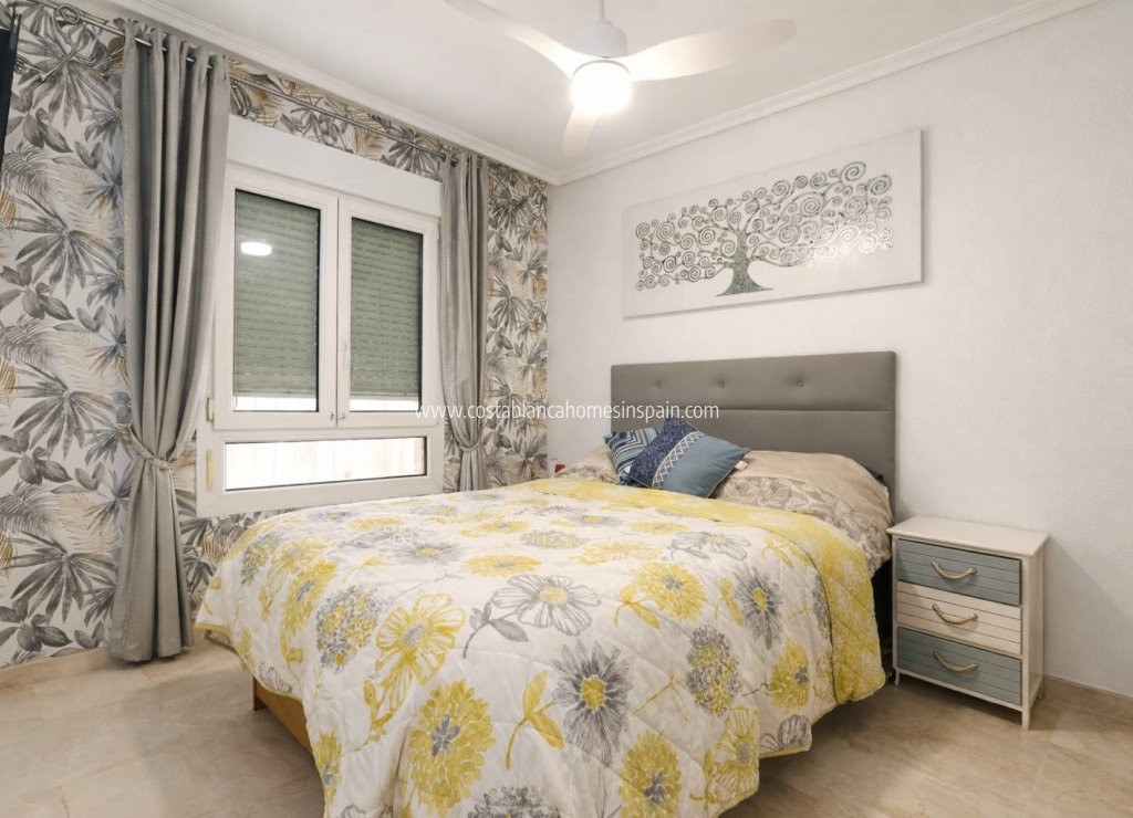 Használt - Apartment - Playa Flamenca - Orihuela Costa