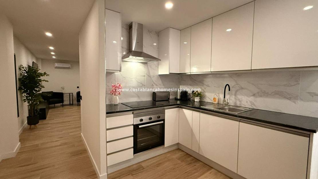 Használt - Apartment - Torrevieja - Centro