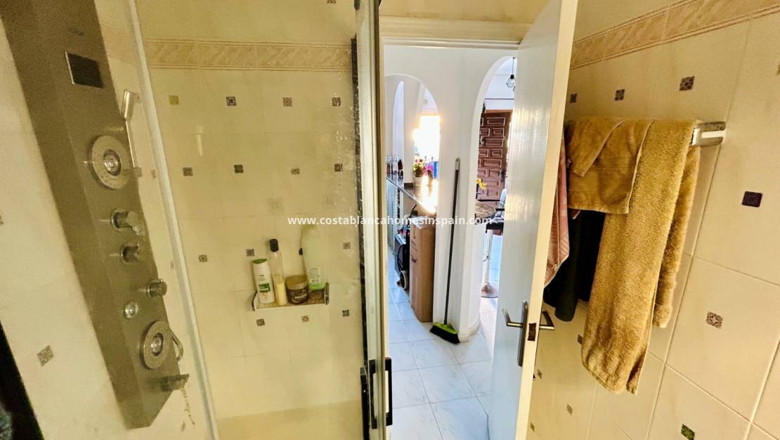 Használt - Apartment - Torrevieja - La Mata