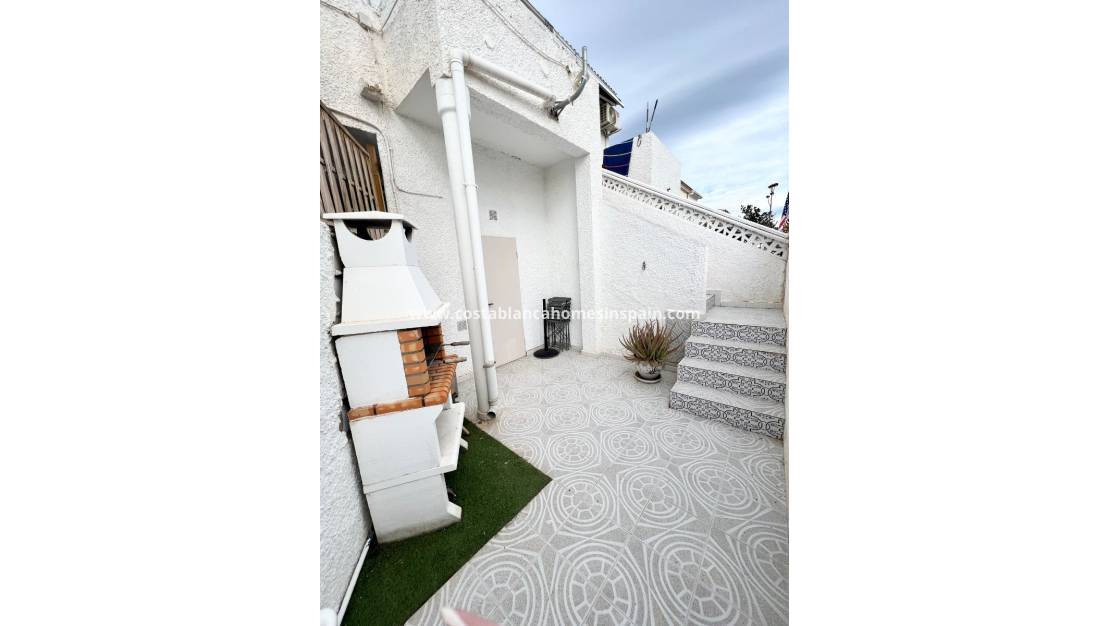 Használt - Apartment - Torrevieja - La Siesta