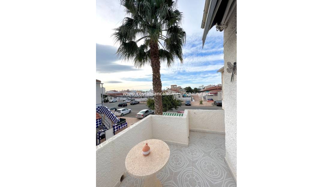 Használt - Apartment - Torrevieja - La Siesta