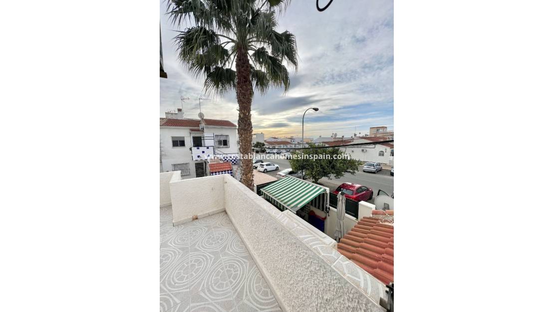 Használt - Apartment - Torrevieja - La Siesta